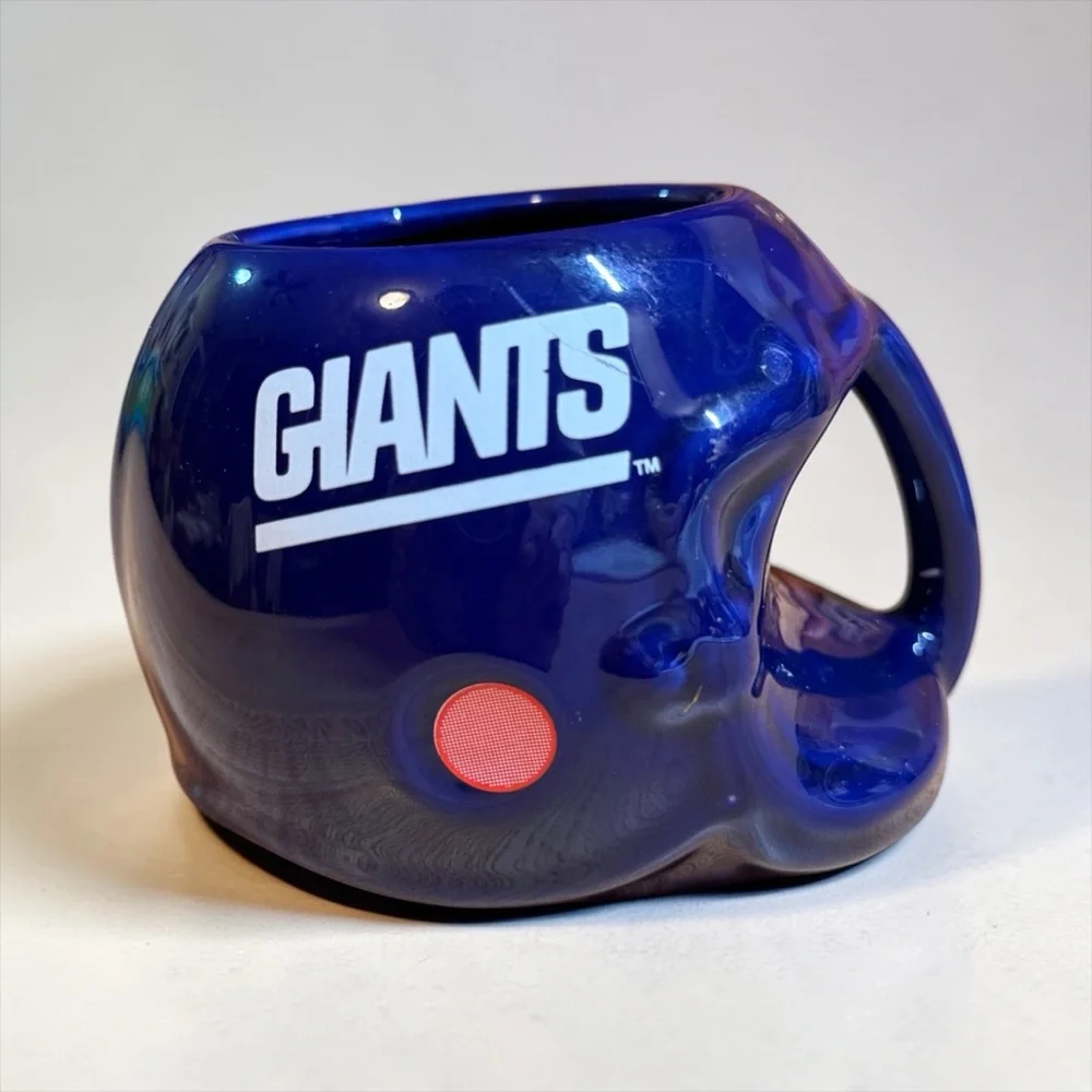 NFL New York GIANTS  -FOOTBALL HELMET SHAPE MUG-CERAMIC TAKE A LOOK NOW LAST ONE